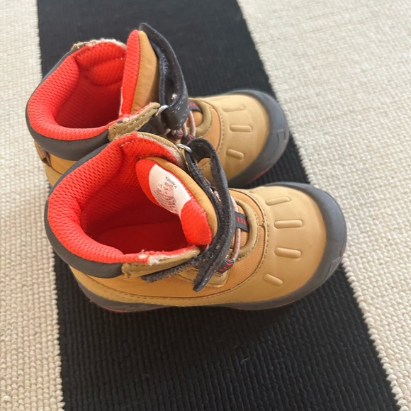 Stride Rite Tan and Orange Kids Boots - Picture 1 of 5